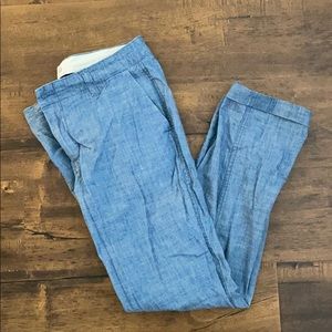 Gap 02 Girlfriend Chino Mid-Rise Capri Pants